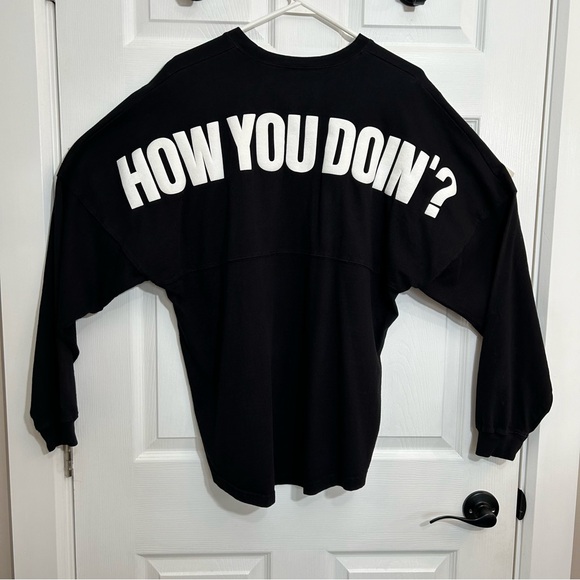 FRIENDS Sweat Sweater - Picture 3 of 13